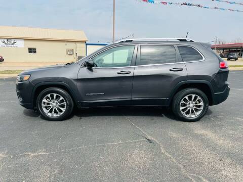 2019 Jeep Cherokee for sale at Pioneer Auto in Ponca City OK