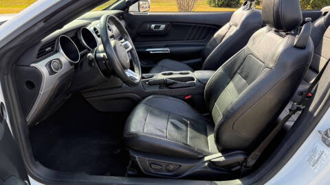 2020 Ford Mustang EcoBoost Premium