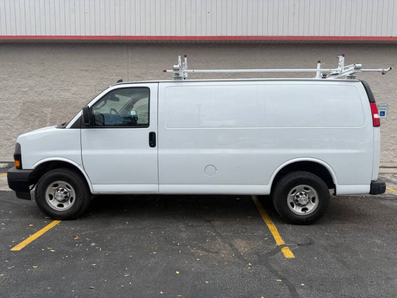 2021 Chevrolet Express 2500