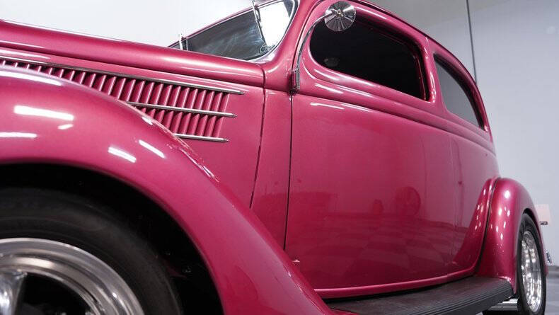 1936 Ford Deluxe
