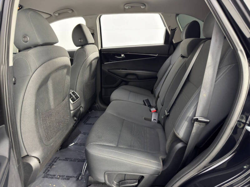 2020 Kia Sorento S V6