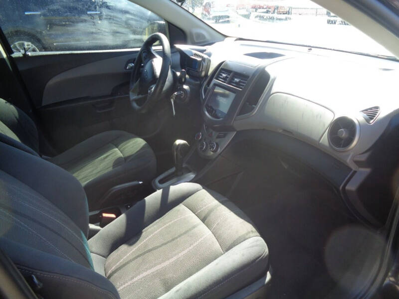 2015 Chevrolet Sonic LT Auto