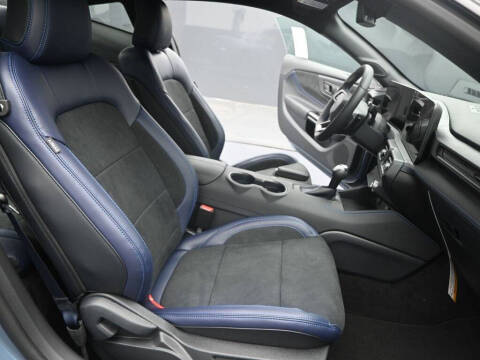 2025 Ford Mustang Dark Horse