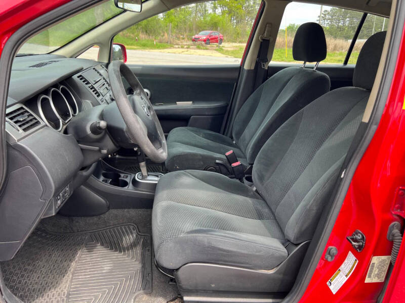 2011 Nissan Versa 1.8 SL