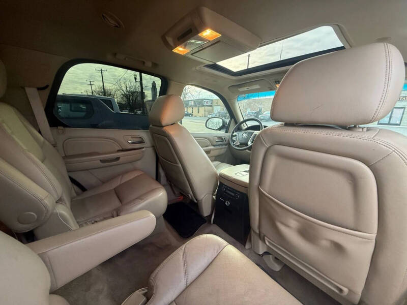 2011 Cadillac Escalade Premium