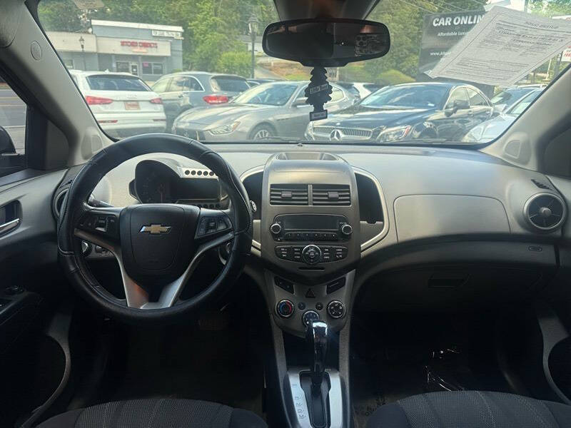 2013 Chevrolet Sonic LT Auto