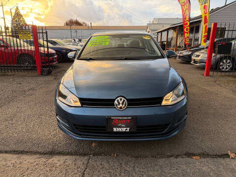 2016 Volkswagen Golf TSI SE