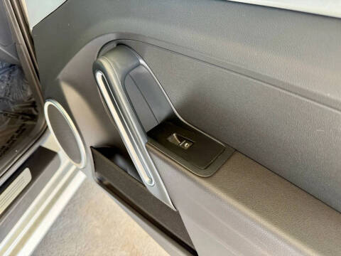 2012 Volkswagen Beetle