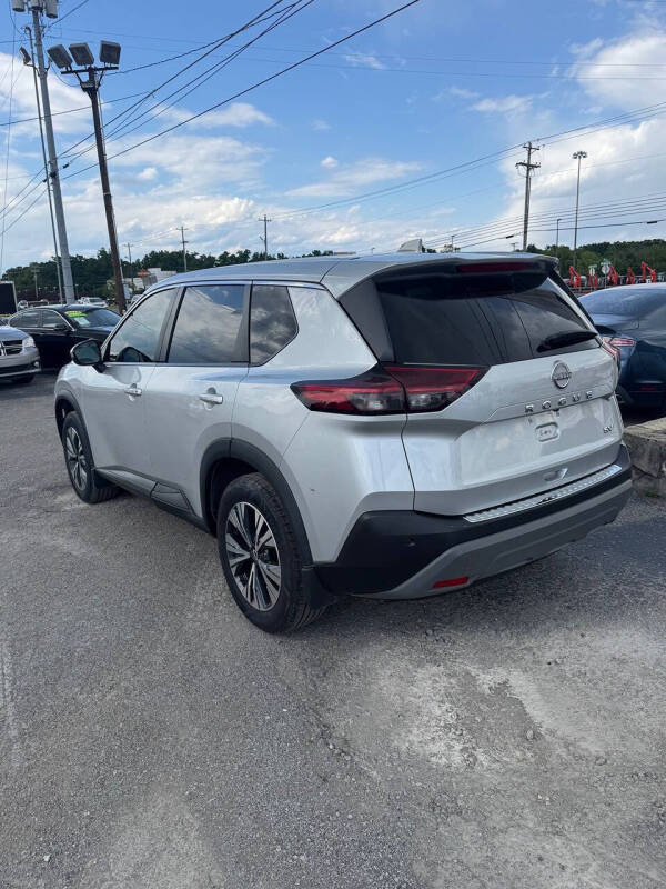 2022 Nissan Rogue SV