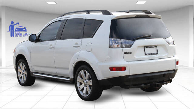 2013 Mitsubishi Outlander for sale at AUTO LEADS in Pasadena, TX