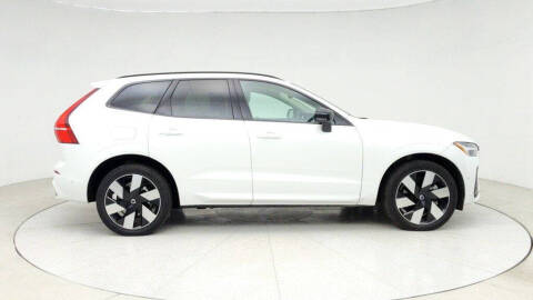 2024 Volvo XC60 Recharge T8 Plus Dark Theme