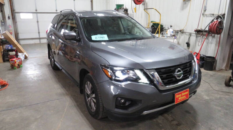 Used 2019 Nissan Pathfinder SL with VIN 5N1DR2MM5KC592301 for sale in Pierre, SD