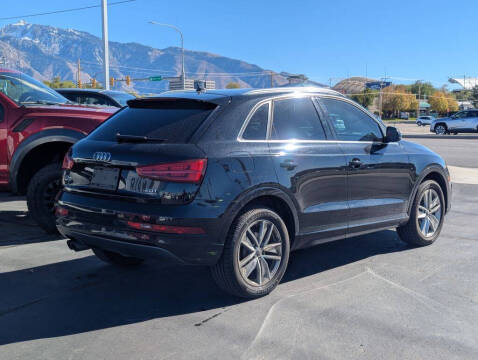 2016 Audi Q3 2.0T quattro Premium Plus
