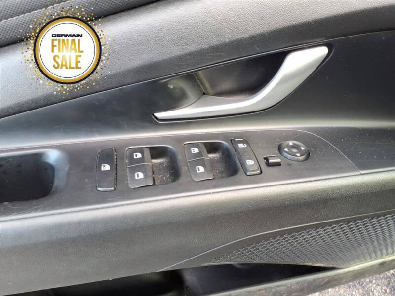 2022 Hyundai Elantra