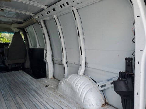 2023 Chevrolet Express 2500