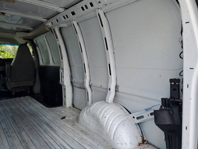 2023 Chevrolet Express 2500