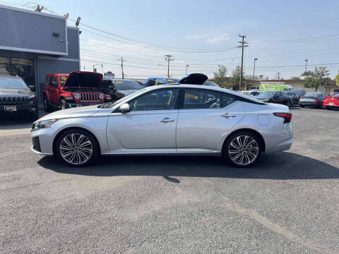 2023 Nissan Altima 2.5 SL