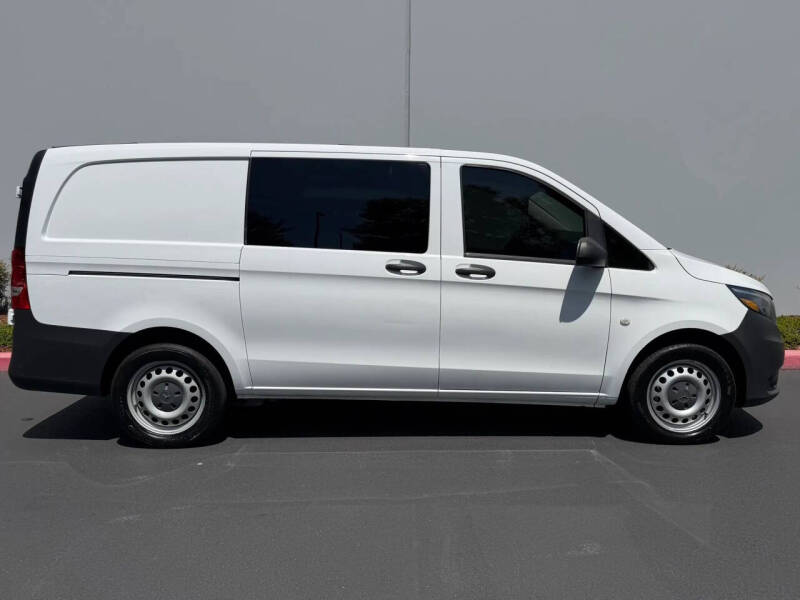 2017 Mercedes-Benz Metris