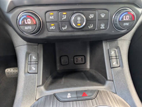 2017 GMC Acadia SLT-1