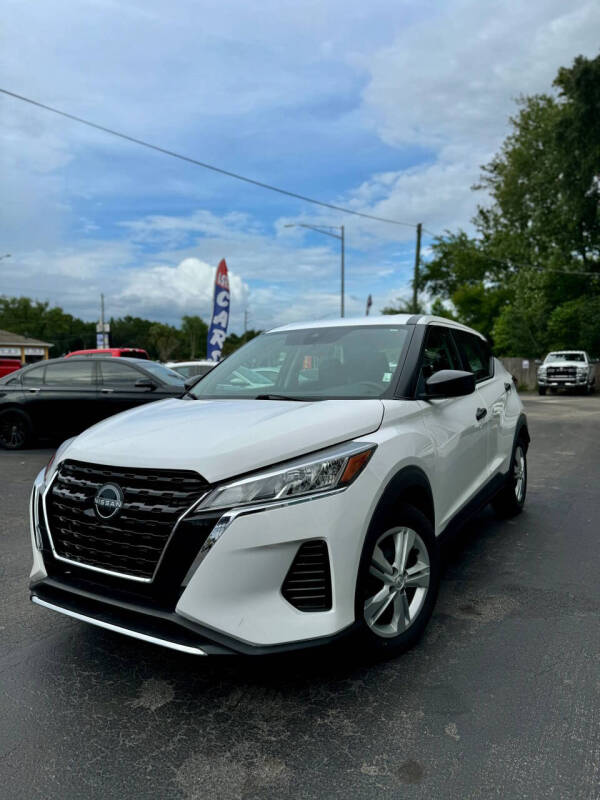 2024 Nissan Kicks S