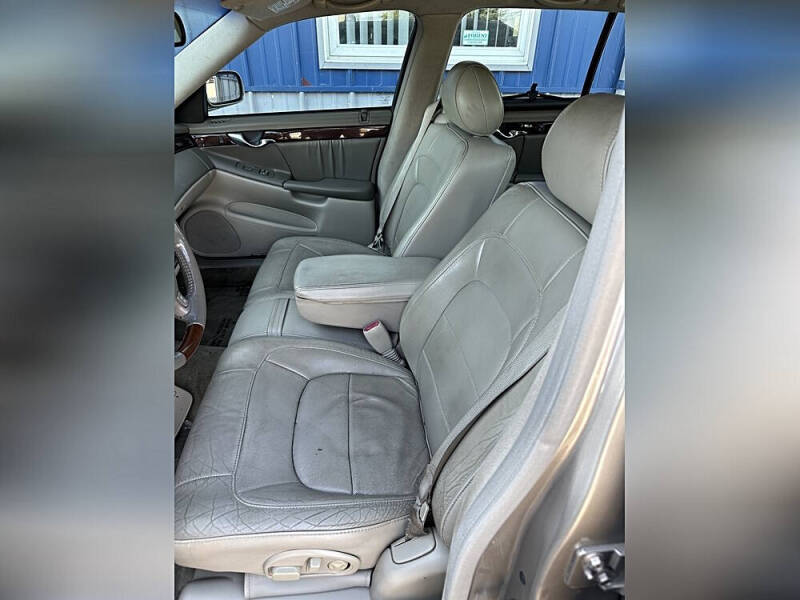 2004 Cadillac DeVille DHS