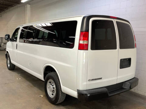 2017 Chevrolet Express LS 3500