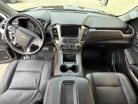 2016 Chevrolet Suburban LT