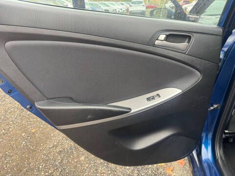 2015 Hyundai Accent GS