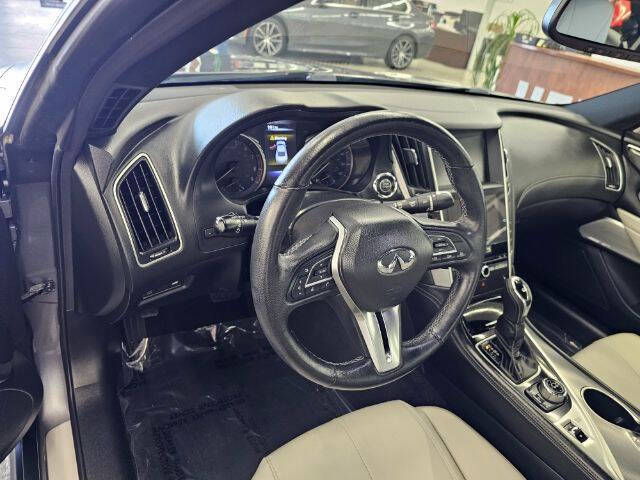 2019 Infiniti Q60 3.0T Luxe