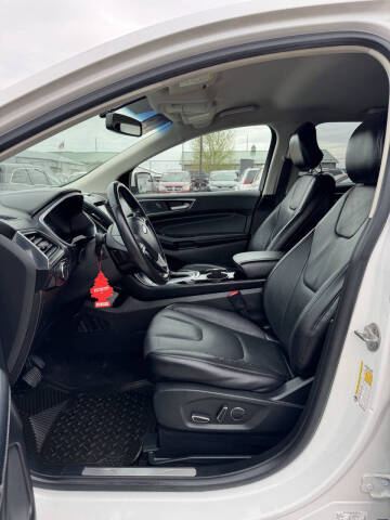 2018 Ford Edge Titanium