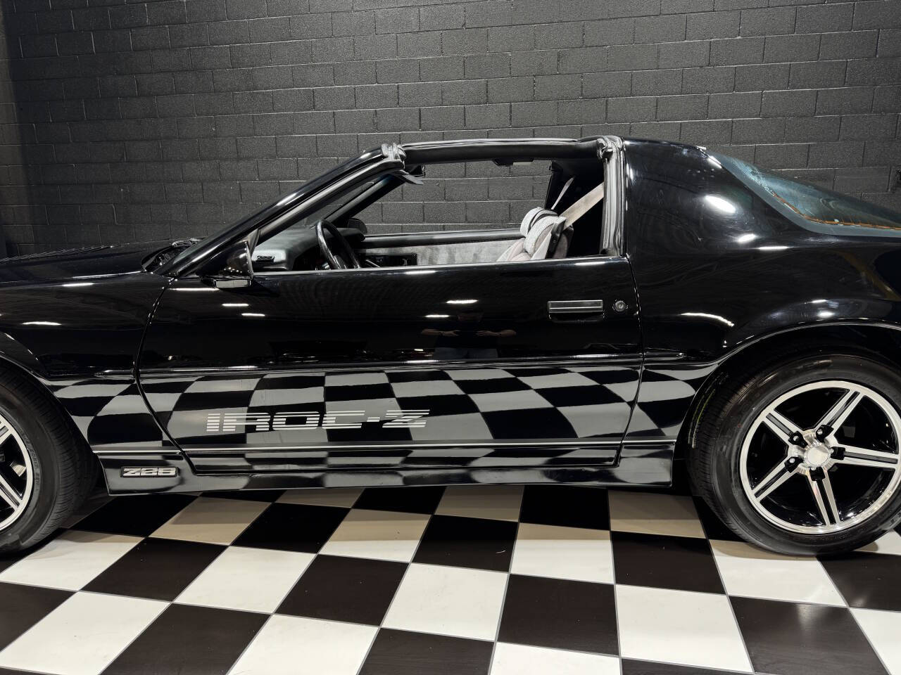1986 Chevrolet Camaro 18