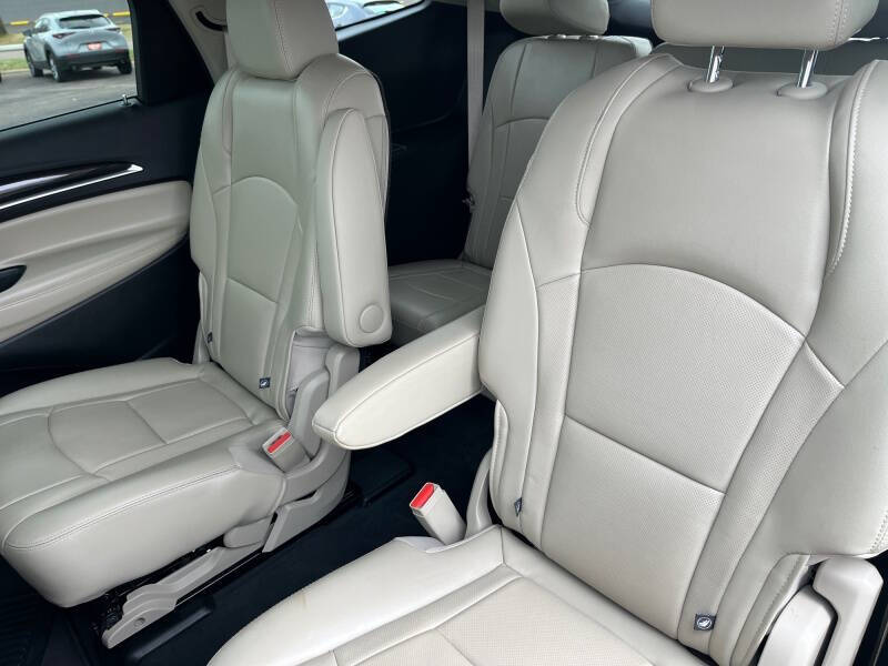 2021 Buick Enclave Essence