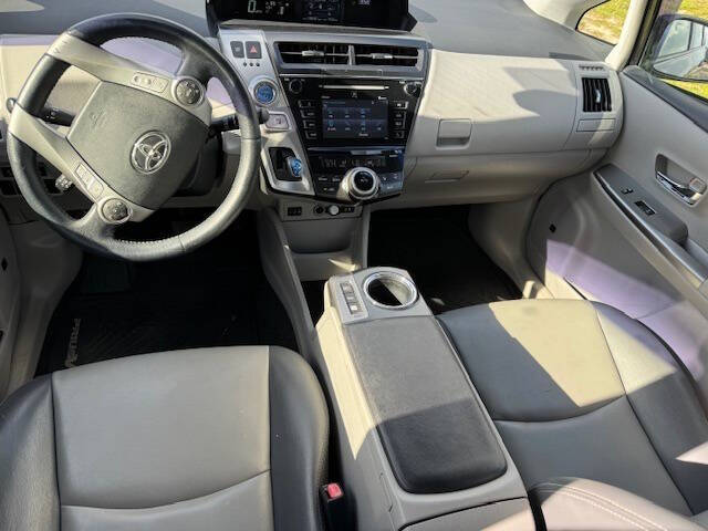 2015 Toyota Prius v Three