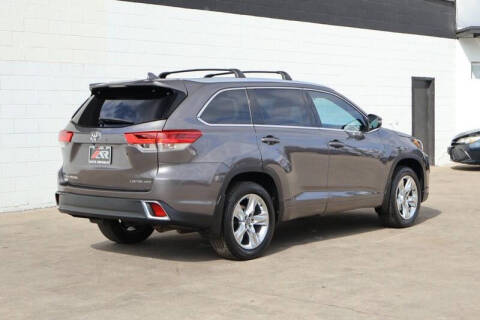 2017 Toyota Highlander