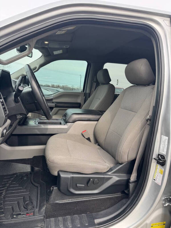 2019 Ford F-150 XLT photo 7