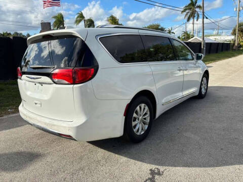2018 Chrysler Pacifica Touring L