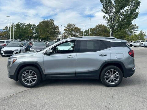 2024 GMC Terrain SLT