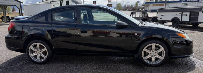 2004 Saturn Ion Red Line