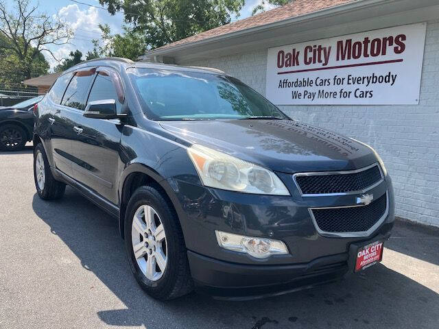 2011 Chevrolet Traverse for sale at Oak City Motors in Garner NC