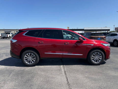 2023 Buick Enclave Essence