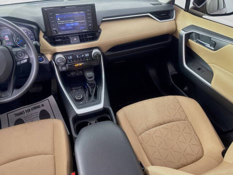 2021 Toyota RAV4 Hybrid XLE