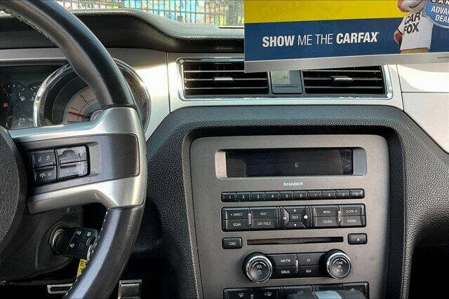 2010 Ford Mustang V6