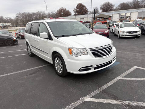 2016 Chrysler Town and Country Touring