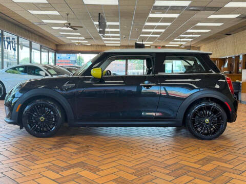 2023 MINI Hardtop 2 Door Cooper SE