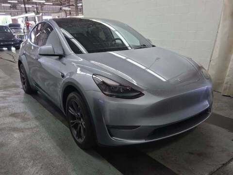2024 Tesla Model Y Long Range