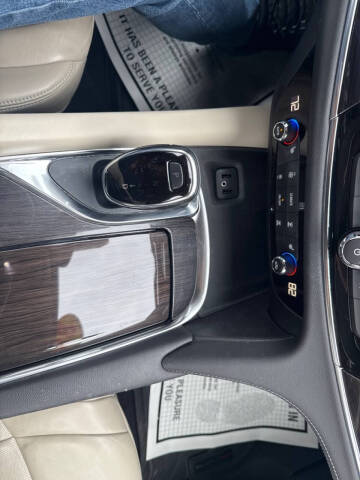 2018 Buick Enclave Essence