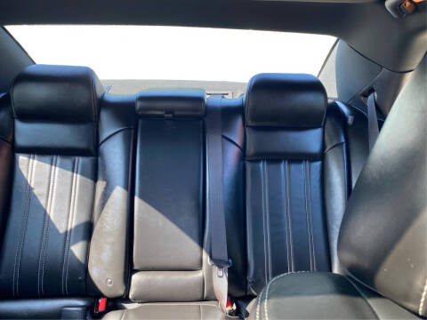 2023 Chrysler 300 S V6