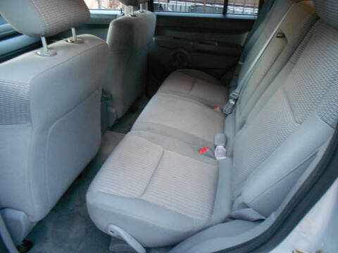 2007 Jeep Commander Sport