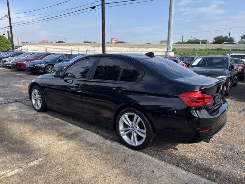 2017 BMW 3 Series 320i