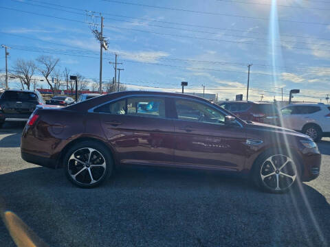 2015 Ford Taurus SEL